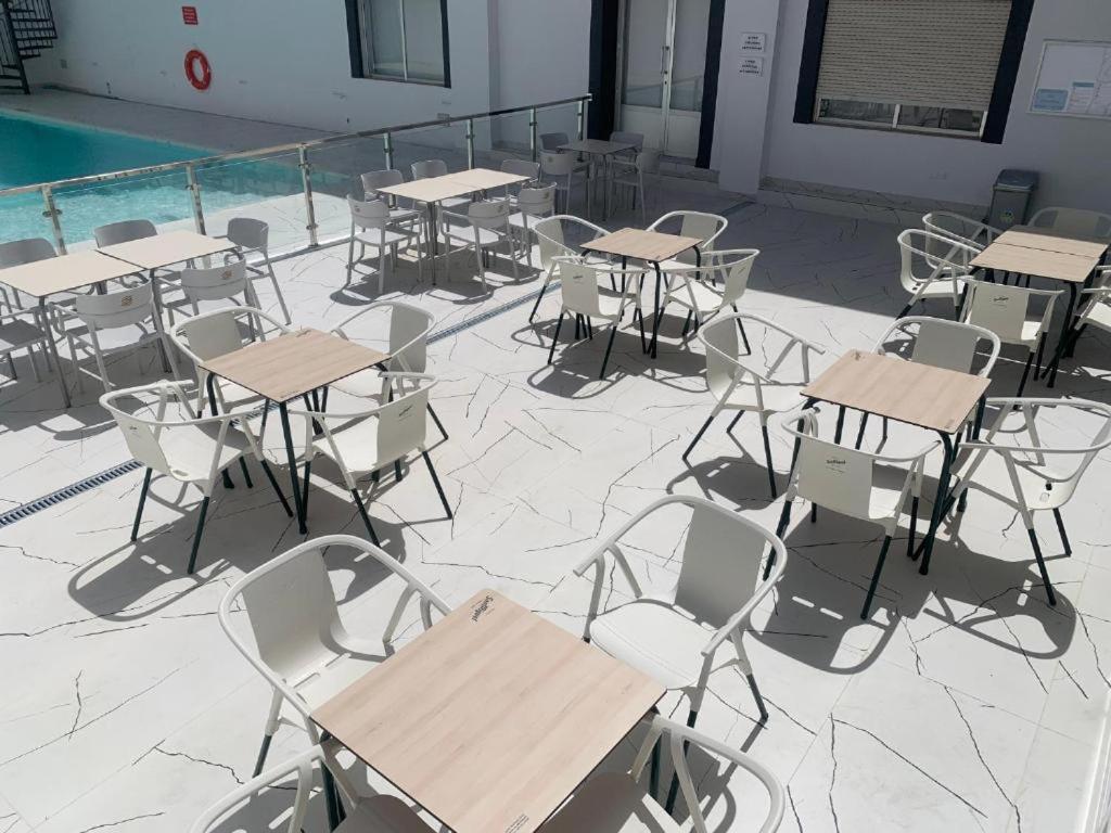 Hostal La Paz Осса-де-Монтьель Экстерьер фото